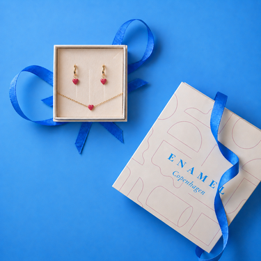 Amore Red Elegant Gift Set