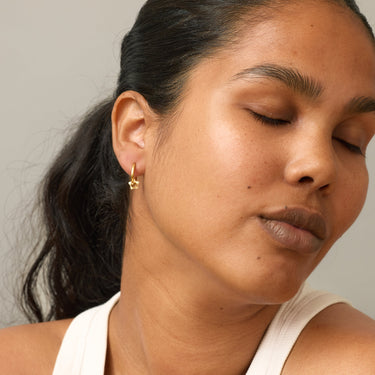 ENAMEL Copenhagen Hoops, Enamel Tokens Star Earrings Daisy