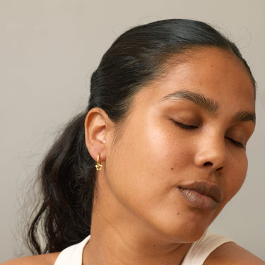 ENAMEL Copenhagen Hoops, Enamel Tokens Star Earrings Daisy