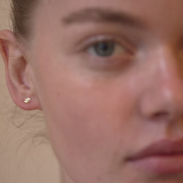 ENAMEL Copenhagen Studs, Mini Sunshine Earrings Daisy